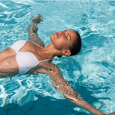 Vital Rhein Main Therme Wellness & 4* הופהיים אם טאונוס