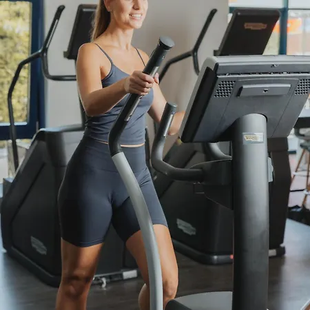 Vital Rhein Main Therme Wellness & فندق 4*