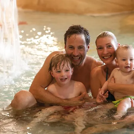 Vital Rhein Main Therme Wellness & فندق