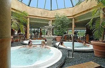 Отель Vital Rhein Main Therme Wellness & Хофхайм-ам-Таунус
