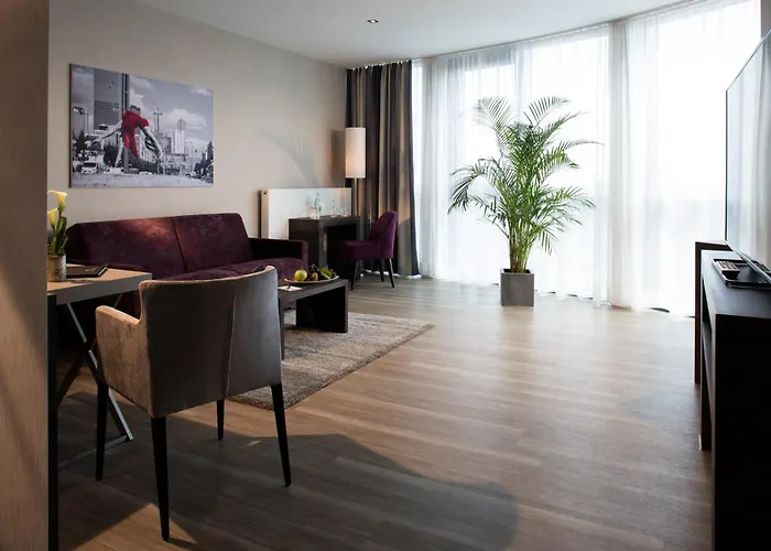 Отель Vital Rhein Main Therme Wellness &